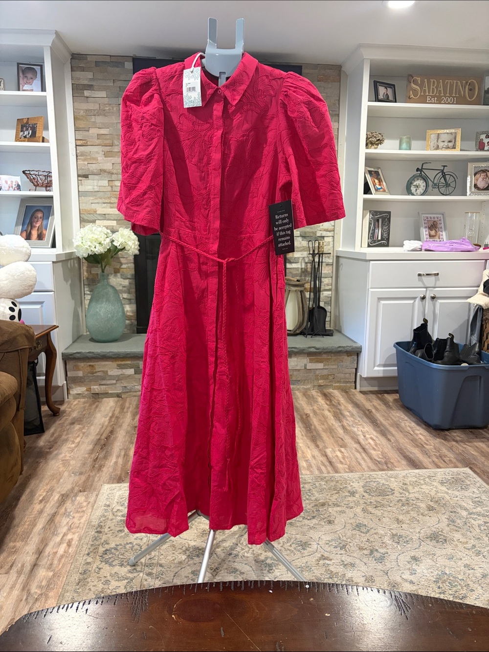 Hyacinth Textured Puff-Sleeve Midi Dress in Bright Red